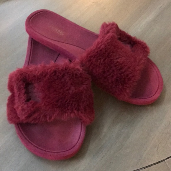 mk fluffy slides